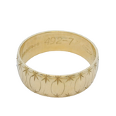 9CT Pre-owned Patterned Wedding Band (Size M)