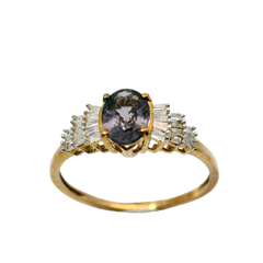 9CT Pre-owned Ladies Elegant Stone Set Ring Size R