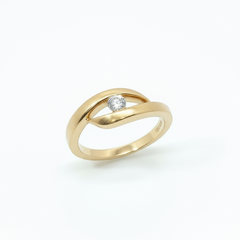 Round Brilliant Solitaire Tension 0.15CT SI1 G/H 18CT Yellow Gold Ring Size N - Goldbank Jewellers