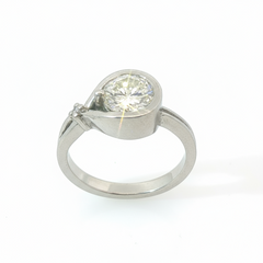 Round Brilliant 1.25CT SI1 K Platinum Rub Over Solitaire Ring Size L