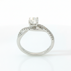 Round Brilliant 0.65CT SI1 - SI2 H 18CT White Gold Solitaire Twisted Band Ring Size M - Goldbank Jewellers