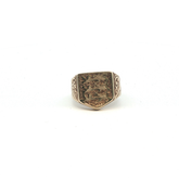 Size O.5 - Pre Owned - 9ct - Three Lions Shield Signet Ring - ( 6.67g ) - Goldbank Jewellers