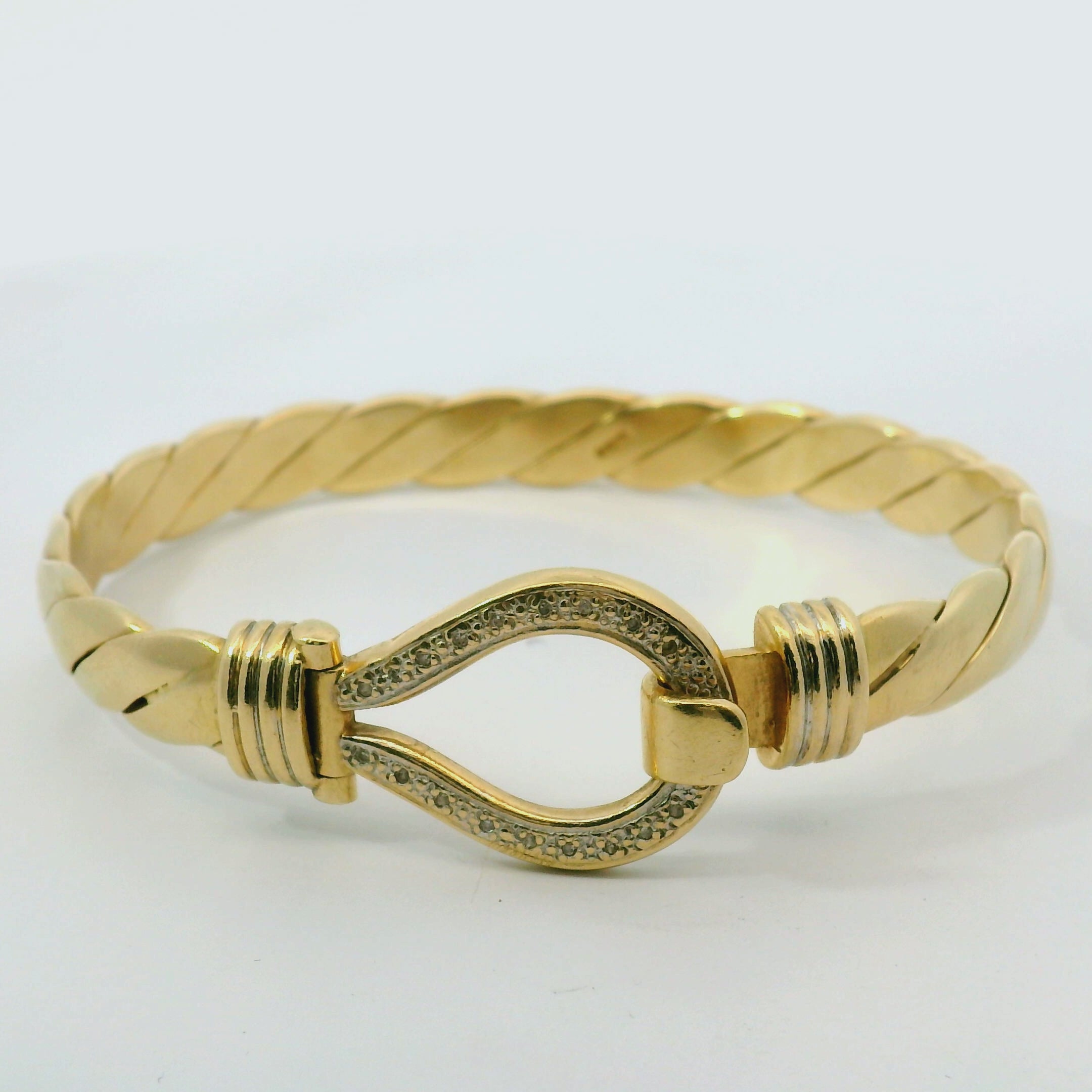7.25" Pre-owned 9CT Hook & Loop Bangle (34.2g)
