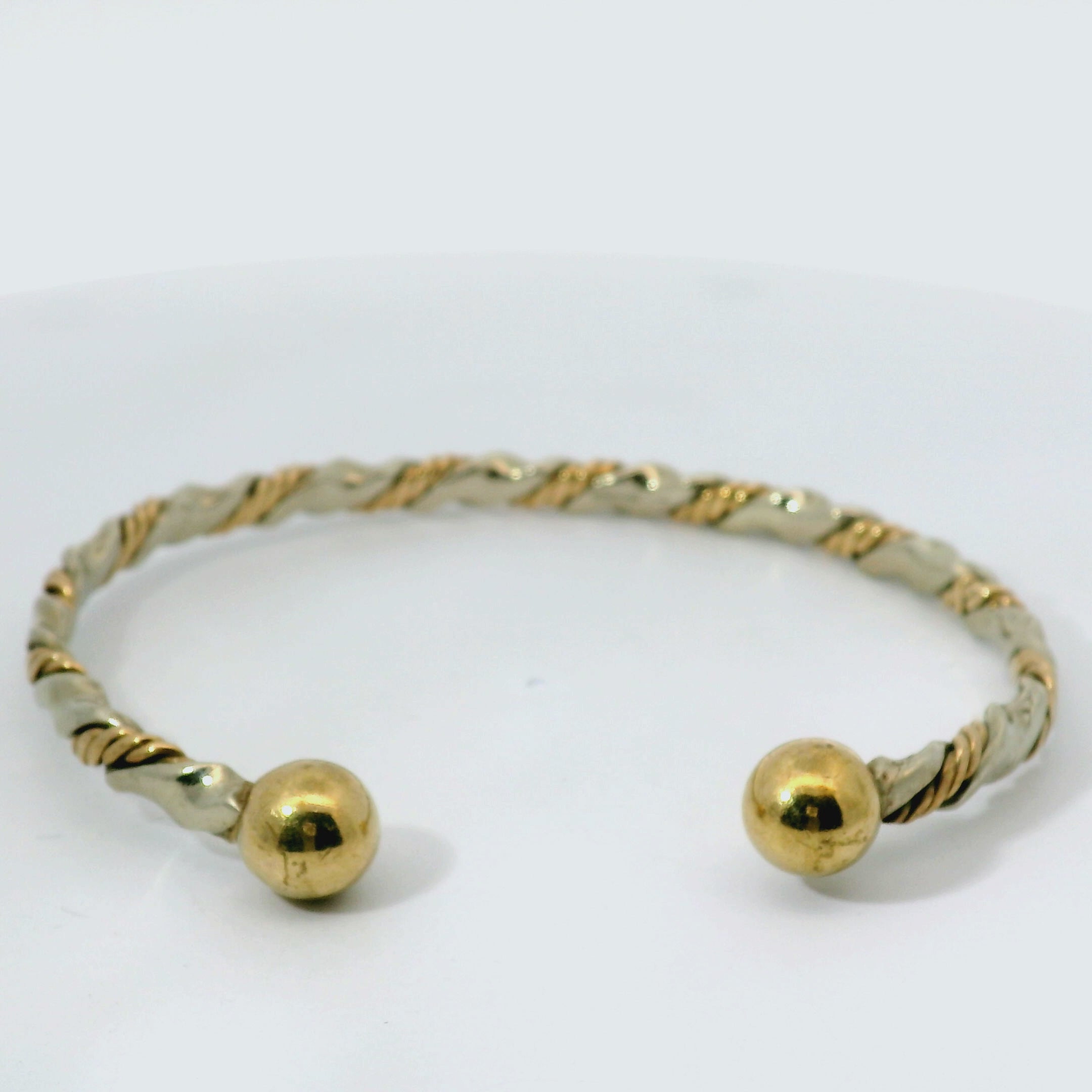 7" Pre-owned 9CT Torque Bangle (23.6g)