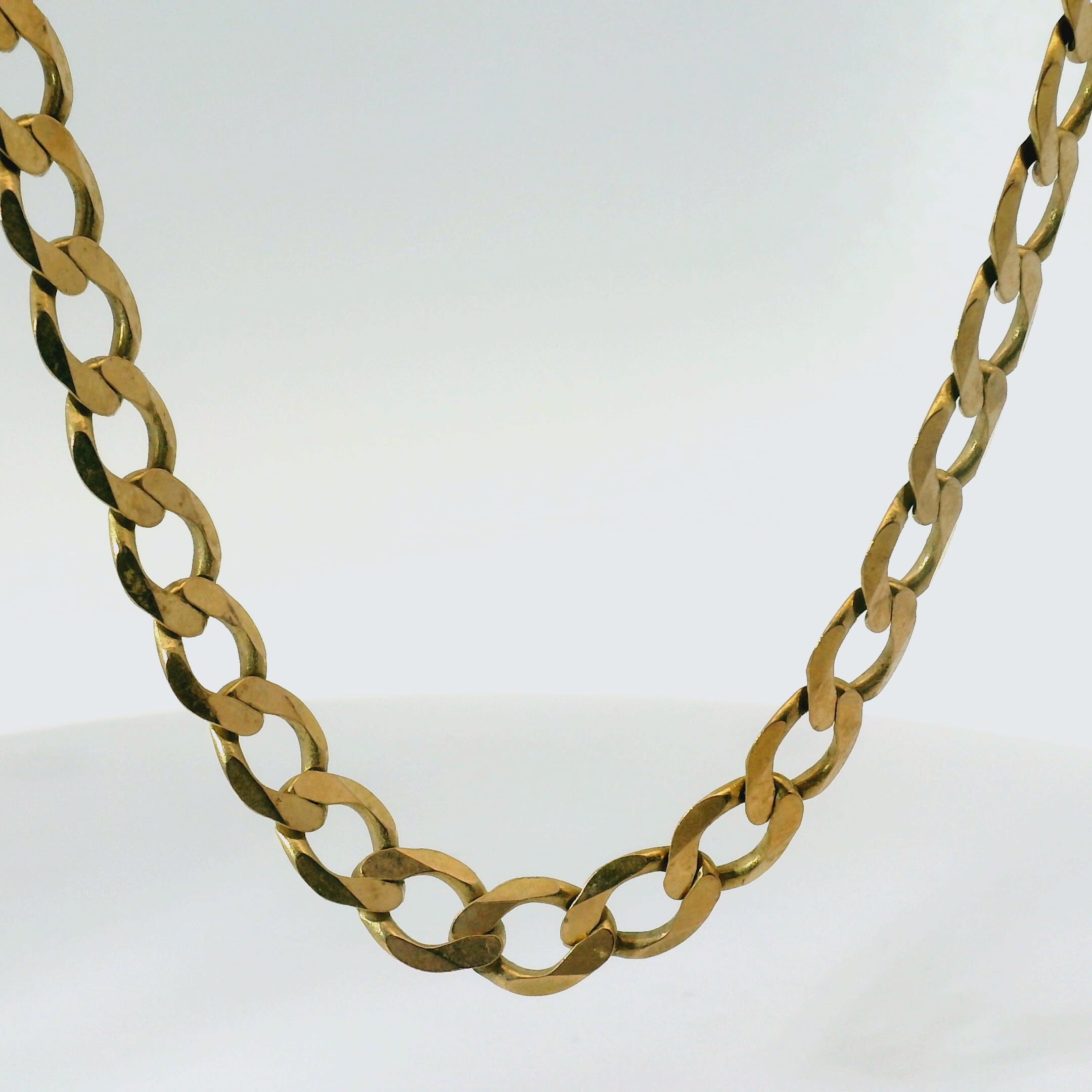 20" Pre-owned 9CT Flat Curb Chain Necklace (21.1g)