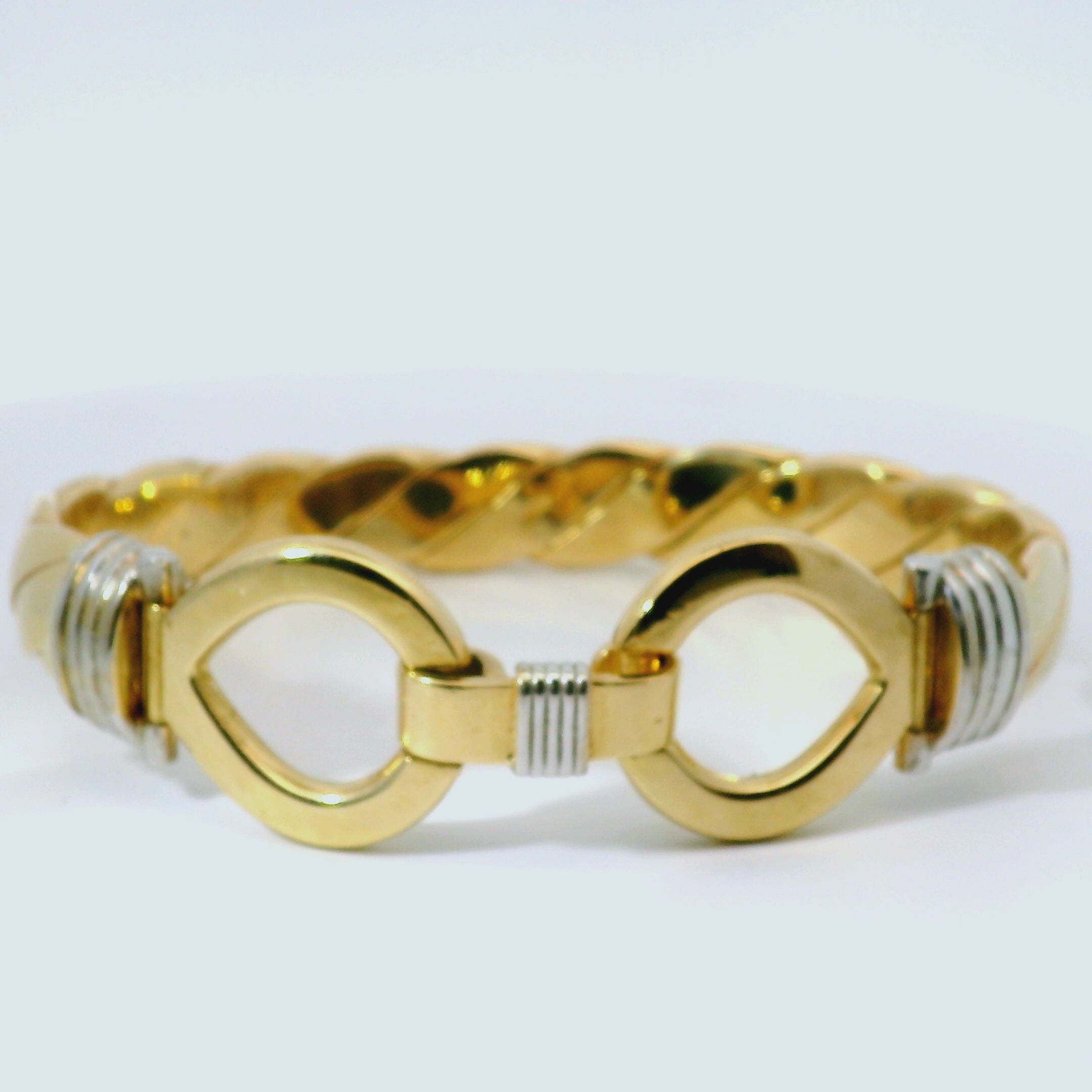 8" Pre-owned 9CT Double Hook & Loop Bangle (95.5g)