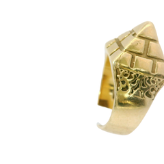 9CT Pre-owned Pyramid Ring (Size J1/2)