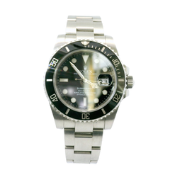 Elegant Rolex Submariner Watch2016 Rolex Submariner 116610LN 40mm – Black Ceramic Bezel | Box & Papers