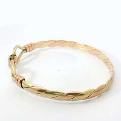7” Pre-owned 9CT Two-Tone Double Hook & Loop Bangle (16.24g)