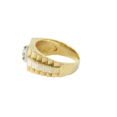 9CT Pre-owned Stone Set Ring (Size Q)