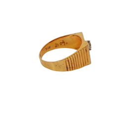 18ct Pre-owned Signet Ring with Diamond Solitaire (Size T)