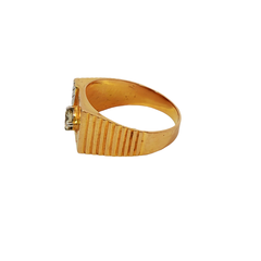 18ct Pre-owned Signet Ring with Diamond Solitaire (Size T)