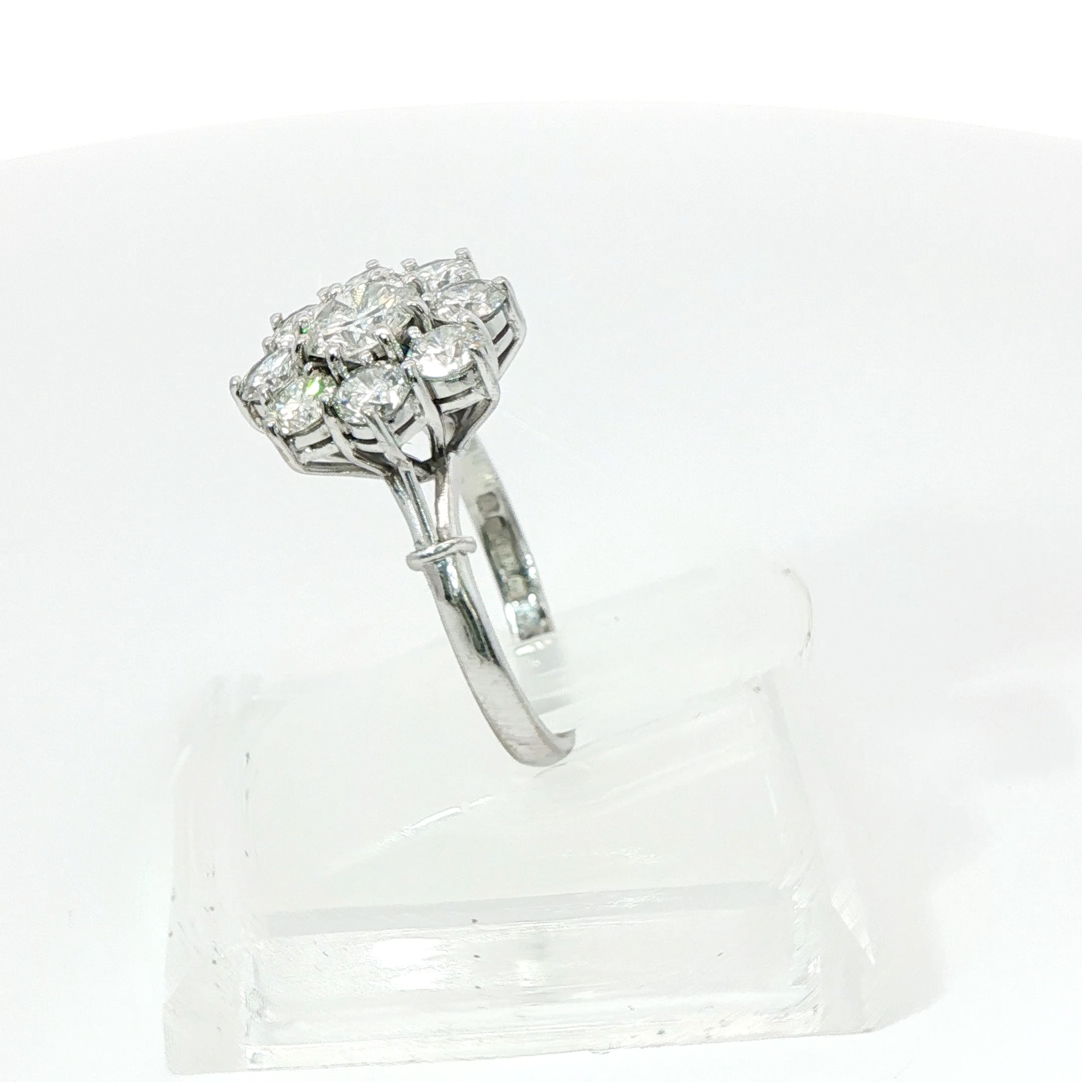 Diamond Flower Cluster 0.75 Centre 2.75 Total Carat Weight SI1 18CT White Gold Ring Size J