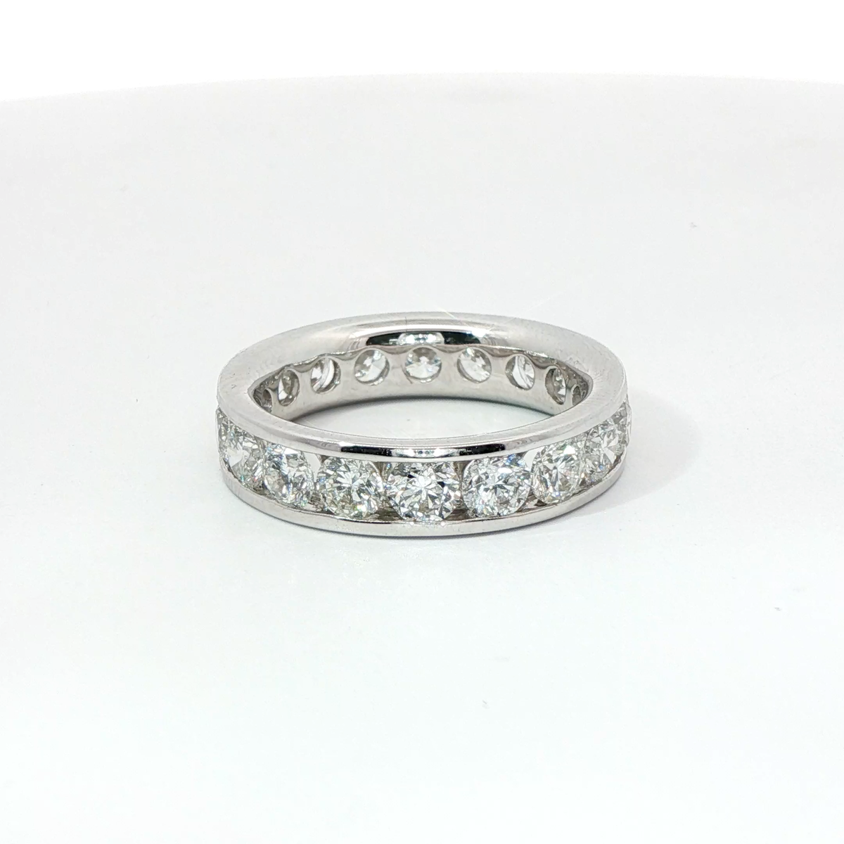 Channel Set Full Eternity Band TCW 2.5 SI1 G 18CT White Gold Ring Size J 1/2