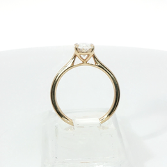 Oval Solitaire Taper Shoulders 1CT VS1 E/F 18CT Yellow Gold Ring Size J