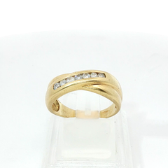 Round Brilliant Twisted Channel Set TCW 0.21 SI1 / 2 H 18CT Yellow Gold Ring Size M