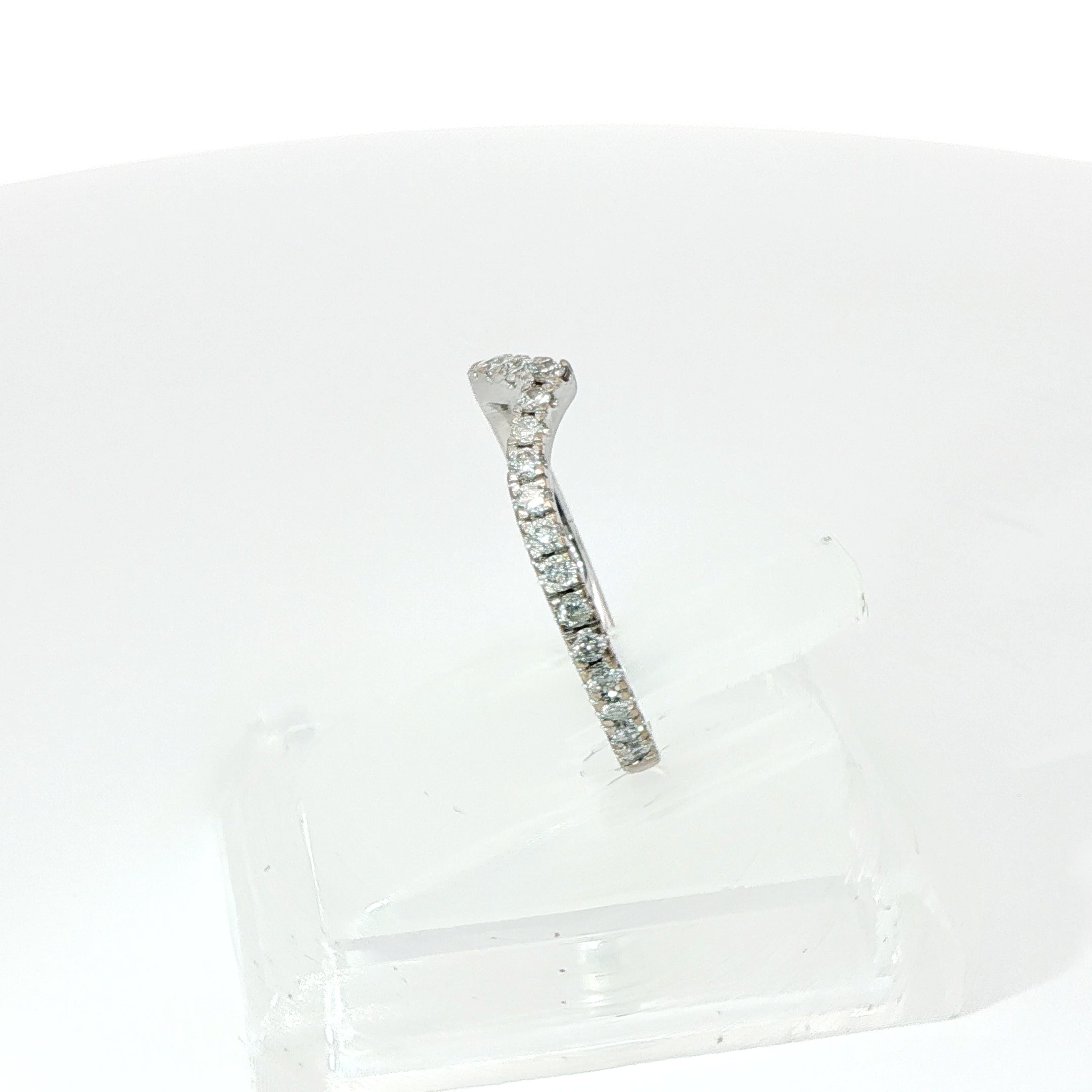 Round Brilliant Diamond Wishbone TCW 0.65 SI1 G 18CT White Gold Ring Size L