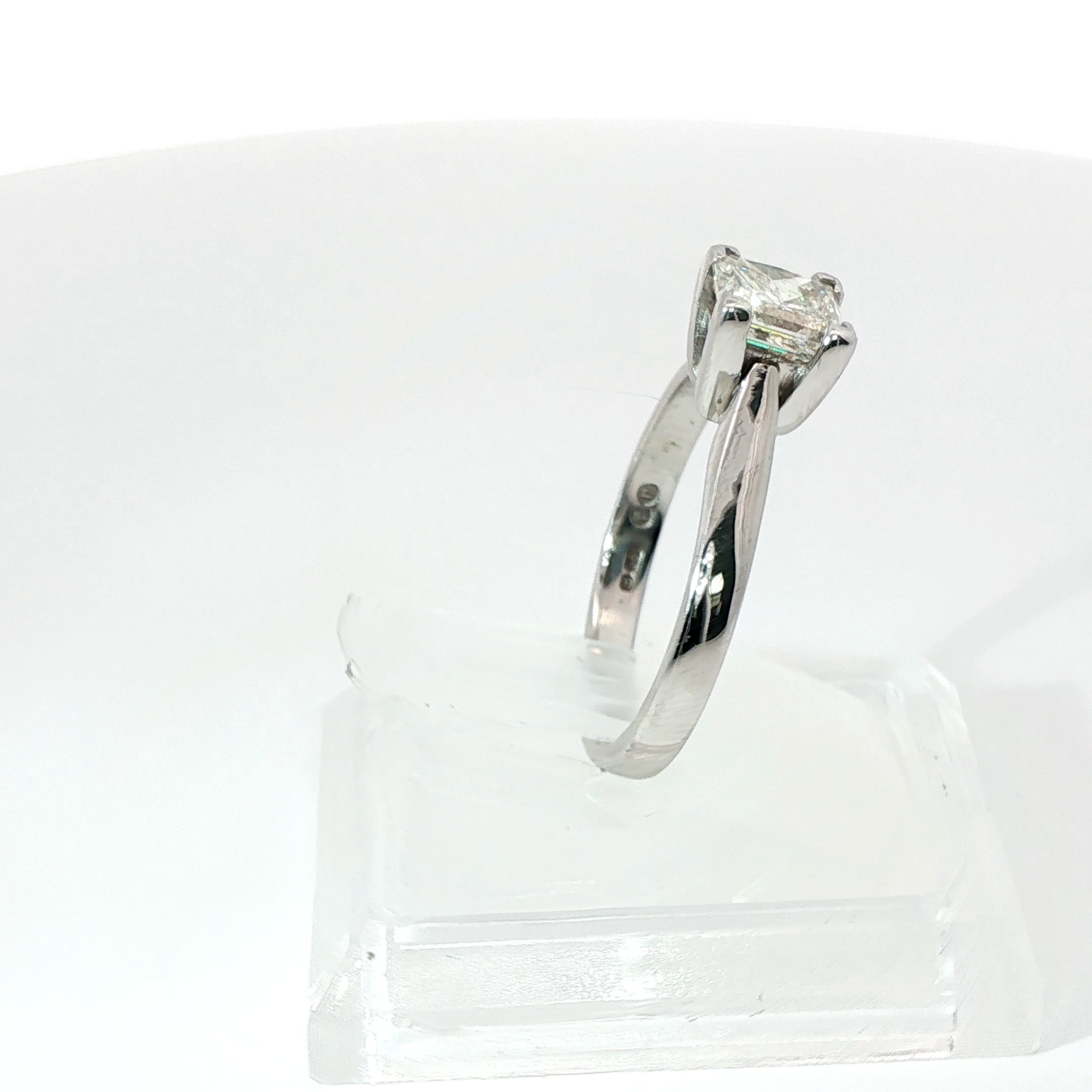Solitaire Princess Cut 1CT VS1 G-H 18CT White Gold Ring Size L 1/2