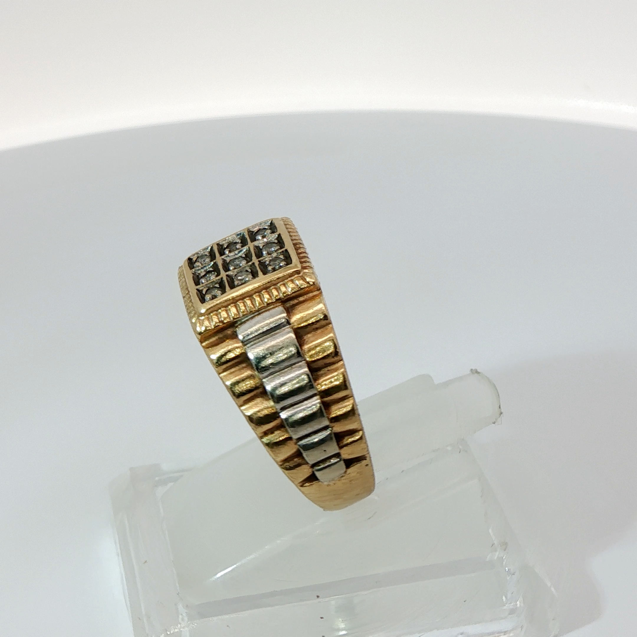 9CT Pre-owned Stone Set Rolex Style Ring (Size O 1/2)