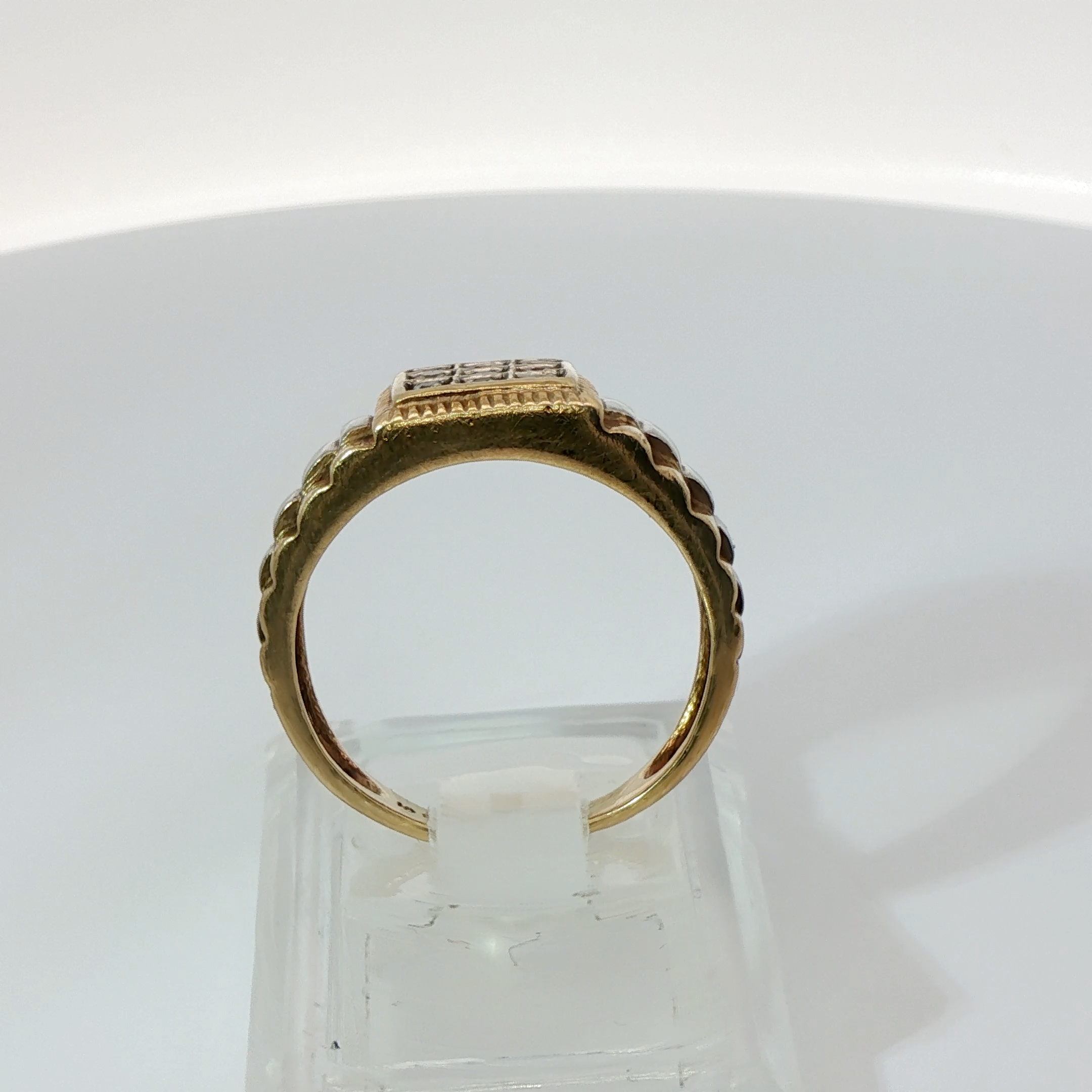 9CT Pre-owned Stone Set Rolex Style Ring (Size O 1/2)