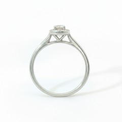 Round Briilliant 0.4CT Center 0.5TCW SI1 - SI2 G-H Solitaire with Halo Size N