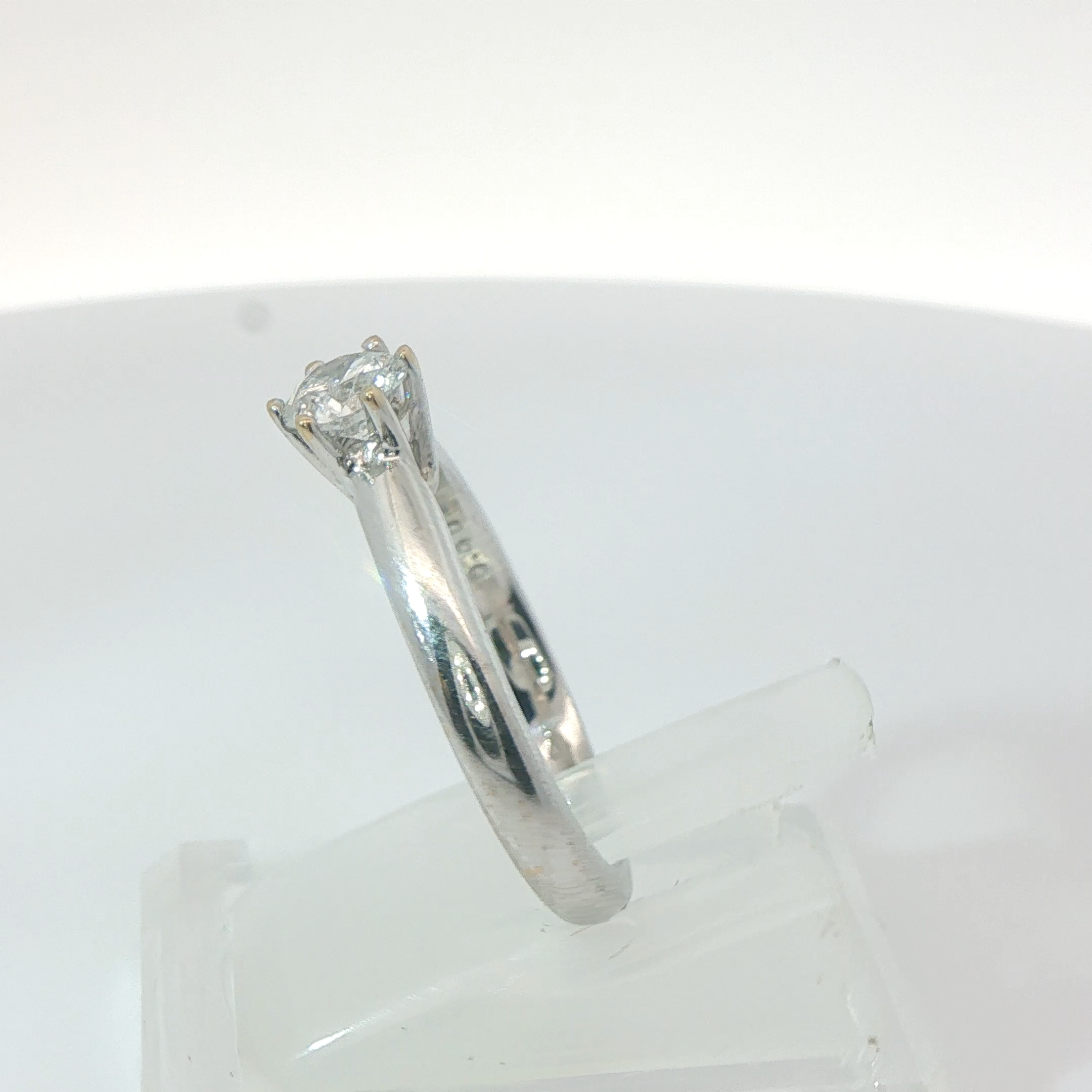 Round Brilliant 0.65CT SI1 - SI2 H 18CT White Gold 6 Claw Solitaire Ring Size M
