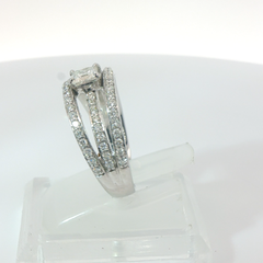 Princess / Round Brilliant 0.5CT Princess 1.15TCW VS1 - VS2 G 18CT White Gold 3 Band Solitaire Ring Size N