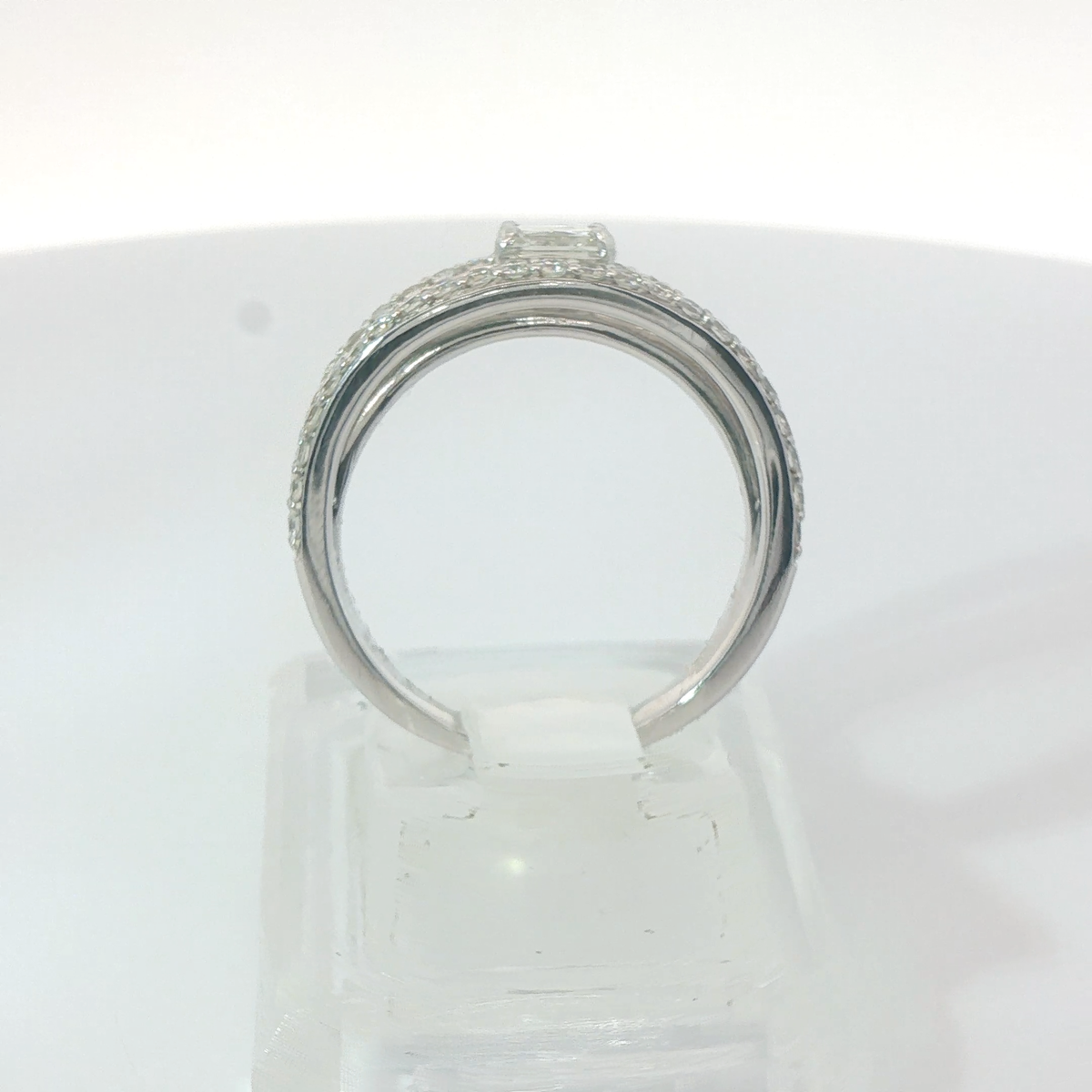Princess / Round Brilliant 0.5CT Princess 1.15TCW VS1 - VS2 G 18CT White Gold 3 Band Solitaire Ring Size N