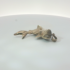 2" Pre-Owned 9CT Shark pendent (10.35g)