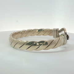 7.75" Pre-Owned 9ct Stone Set Hook Bangle (65.43g)