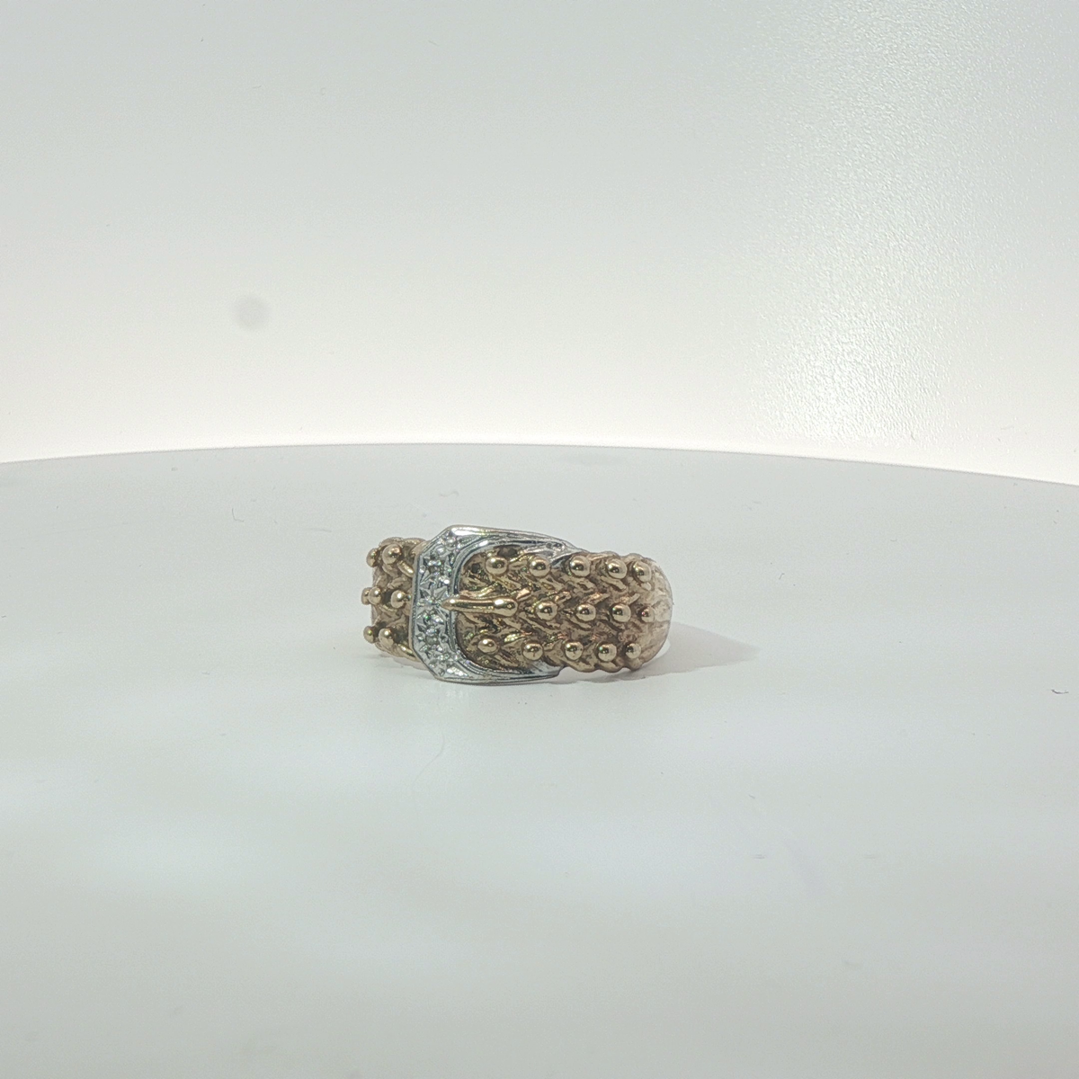 Size Z Pre-Owned Buckle Ring (5.07g)