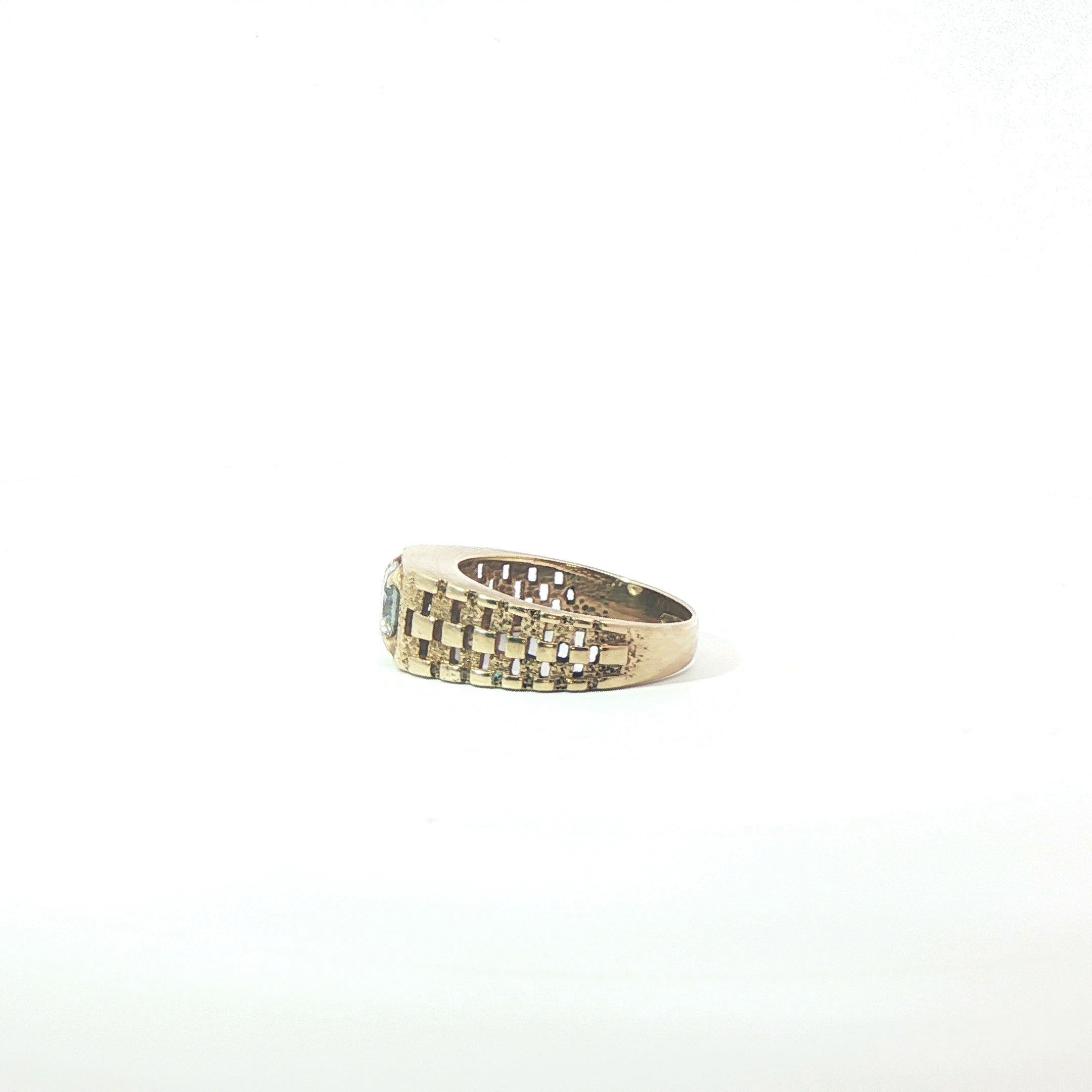 Size P Pre-Owned 9CT CZ Stone Set Ring (4.40g)