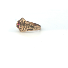 Size N.5 - PRE OWNED - 9CT - Red Stone College Ring - ( 5.74g )