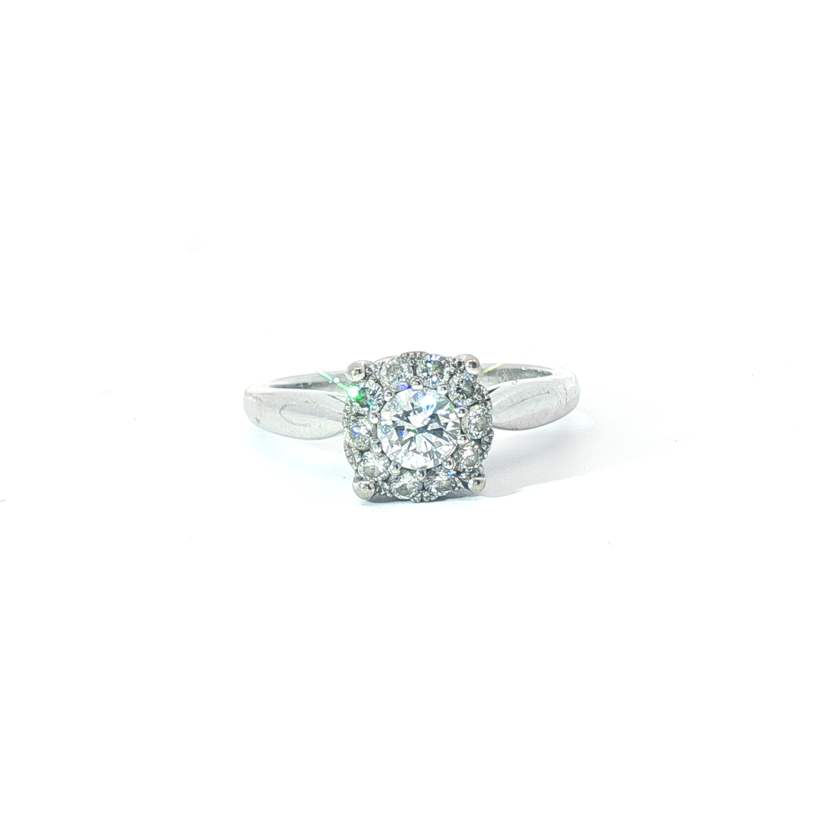 18k Cluster Solitaire 0.33ct centre 0.66tcw