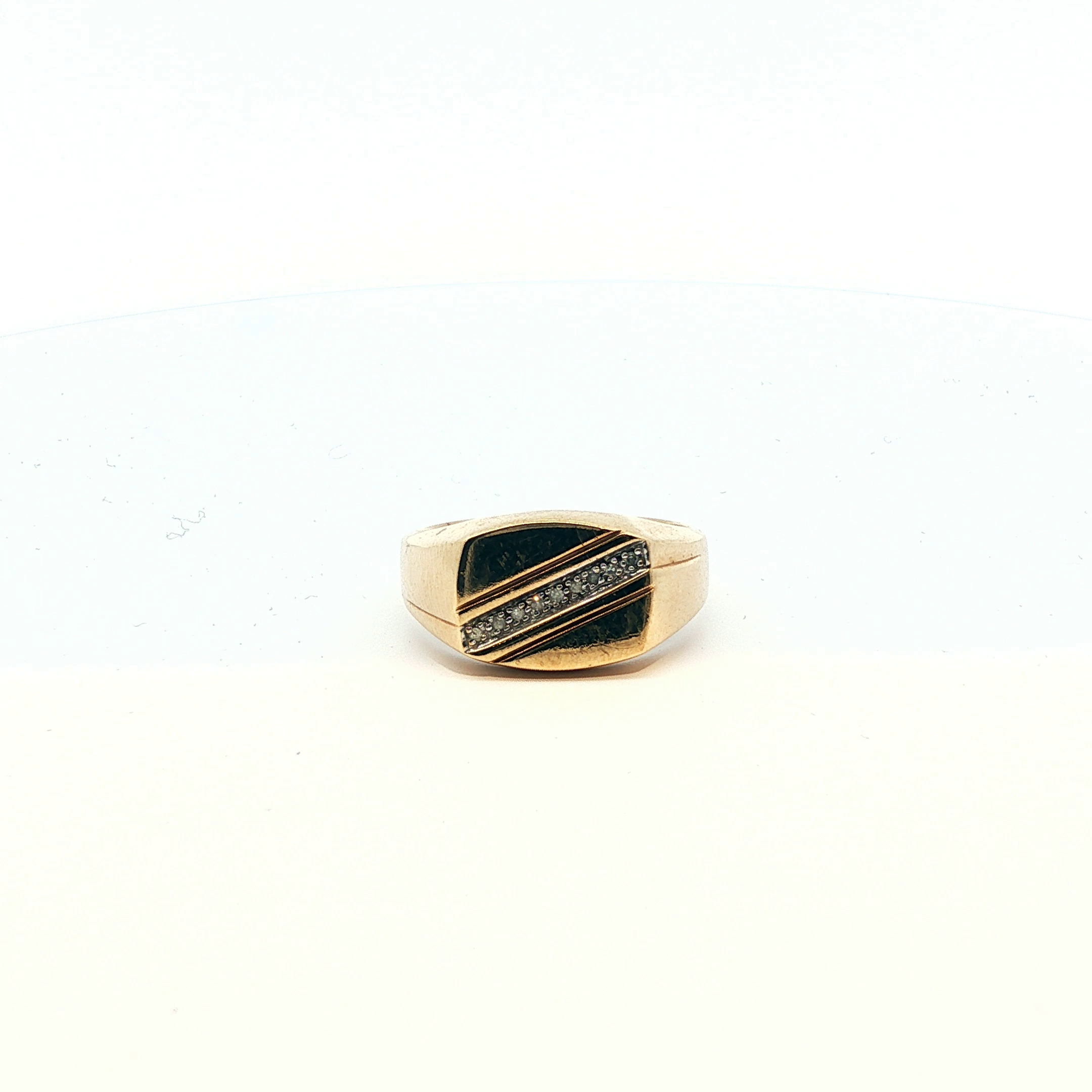 Size V - Pre Owned - 9ct - Stone Set Signet Ring - ( 4.18g ) - Goldbank Jewellers