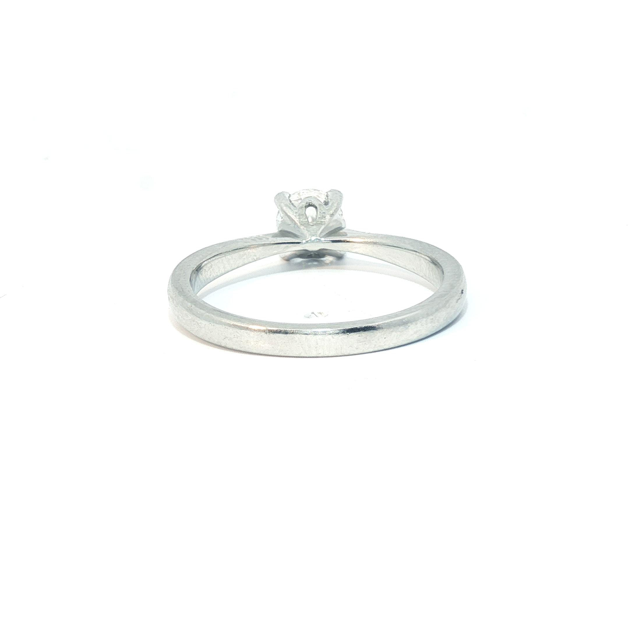 Platinum 0.5ct solitaire G-H SI1 - Goldbank Jewellers