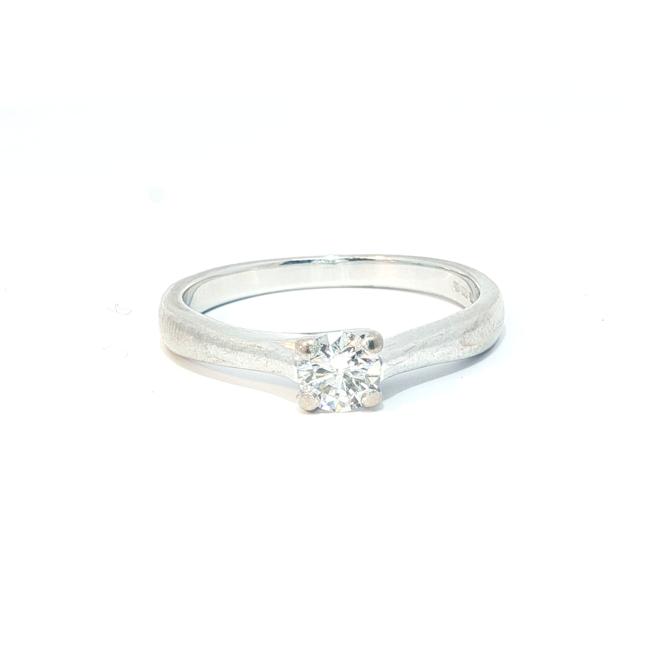 18ct 0.35ct Solitaire SI1/2 H-1 - Goldbank Jewellers