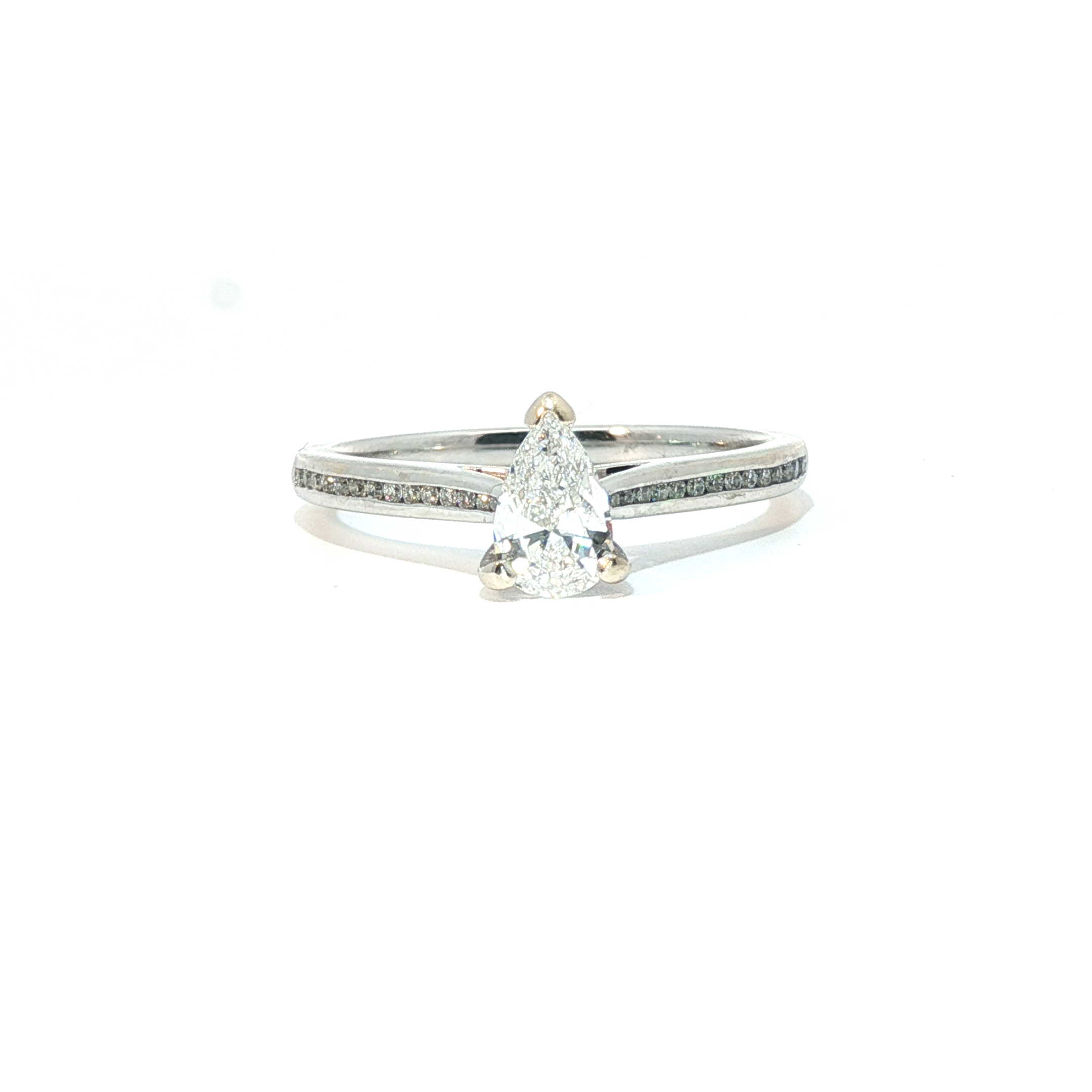 18K - 0.45ct Pear cut diamond- diamond channel set shoulders - Goldbank Jewellers
