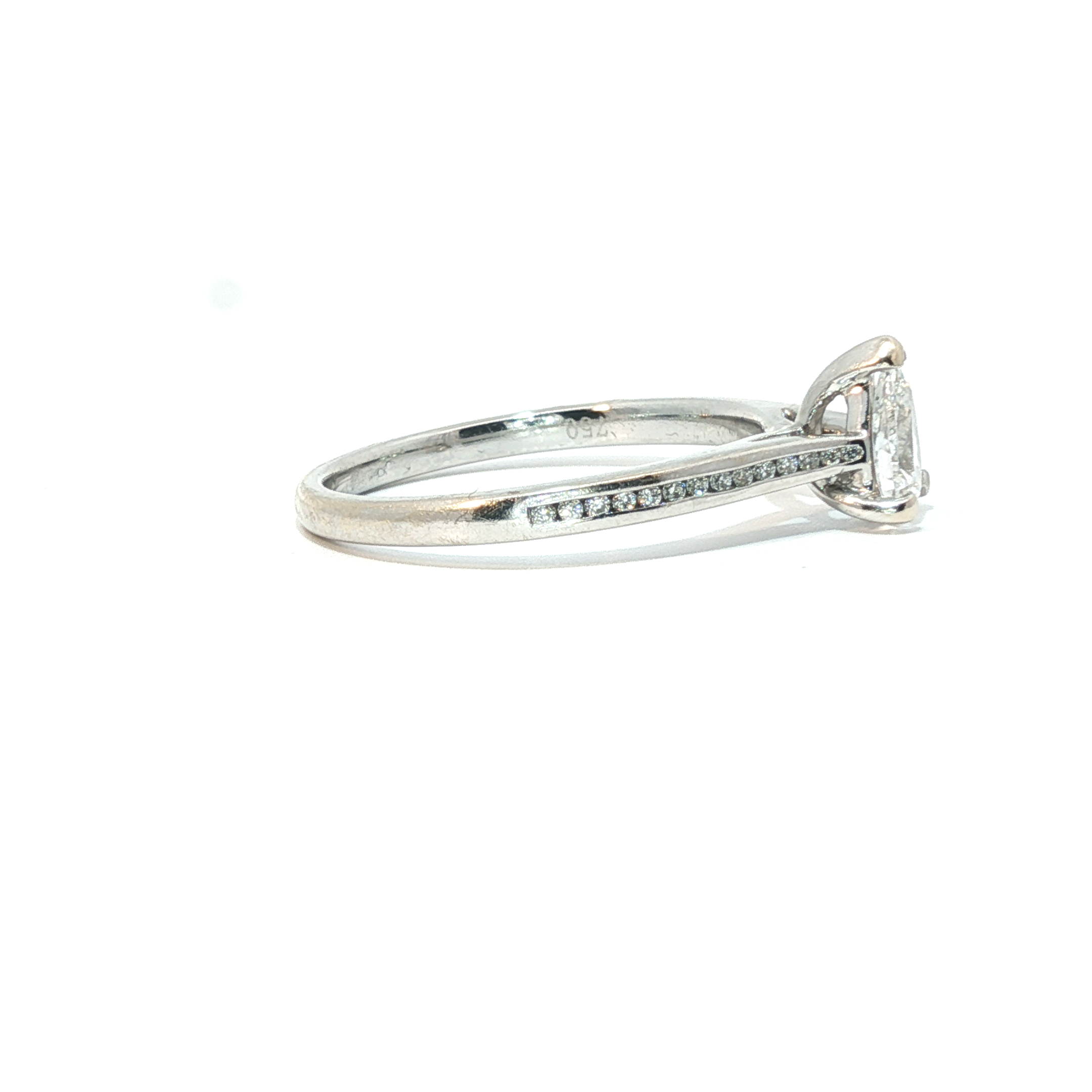 18K - 0.45ct Pear cut diamond- diamond channel set shoulders - Goldbank Jewellers