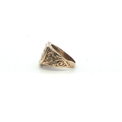 Size O.5 - Pre Owned - 9ct - Three Lions Shield Signet Ring - ( 6.67g ) - Goldbank Jewellers
