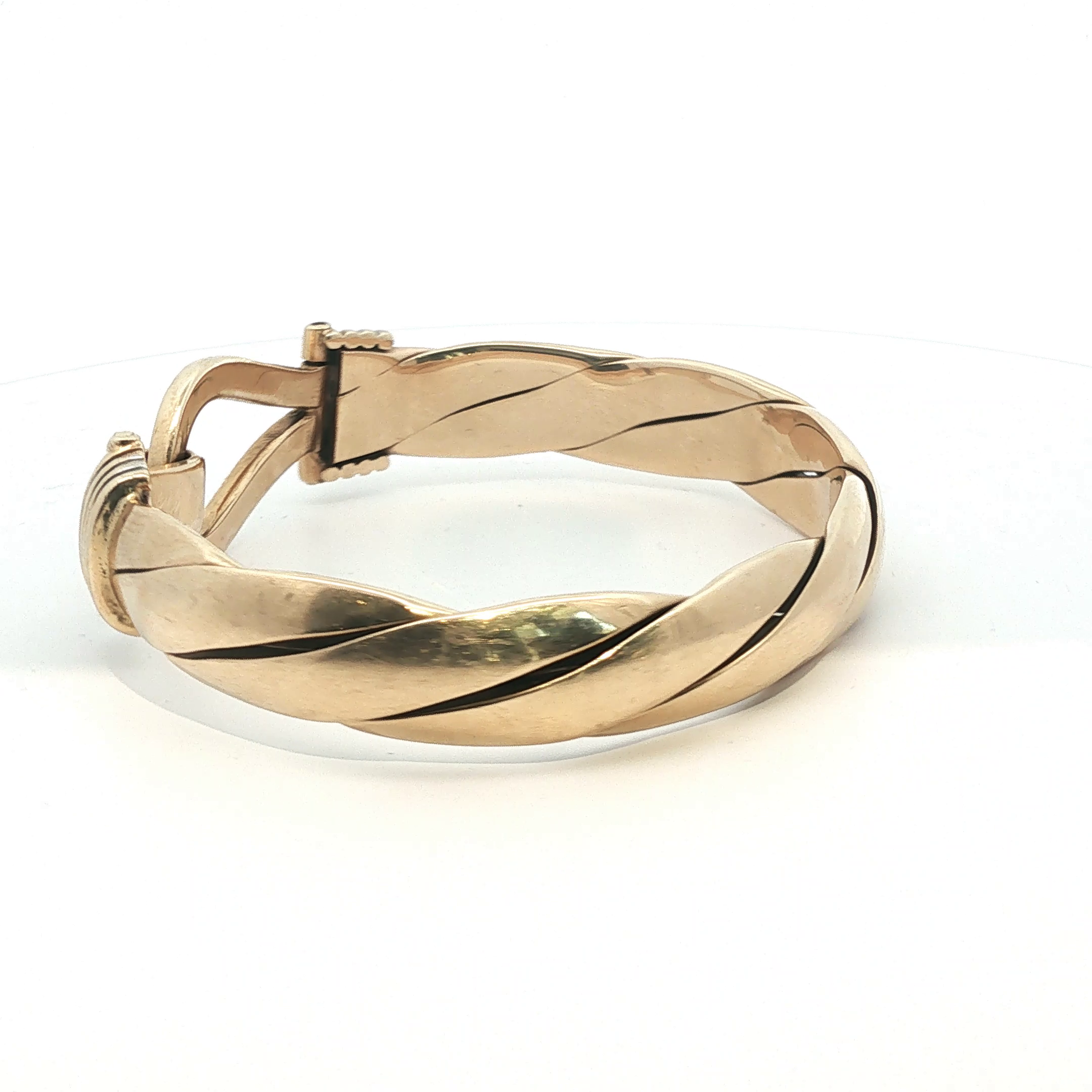 7.5" - Pre Owned - 9ct - Hook And Loop Bangle - ( 84.30g ) - Goldbank Jewellers