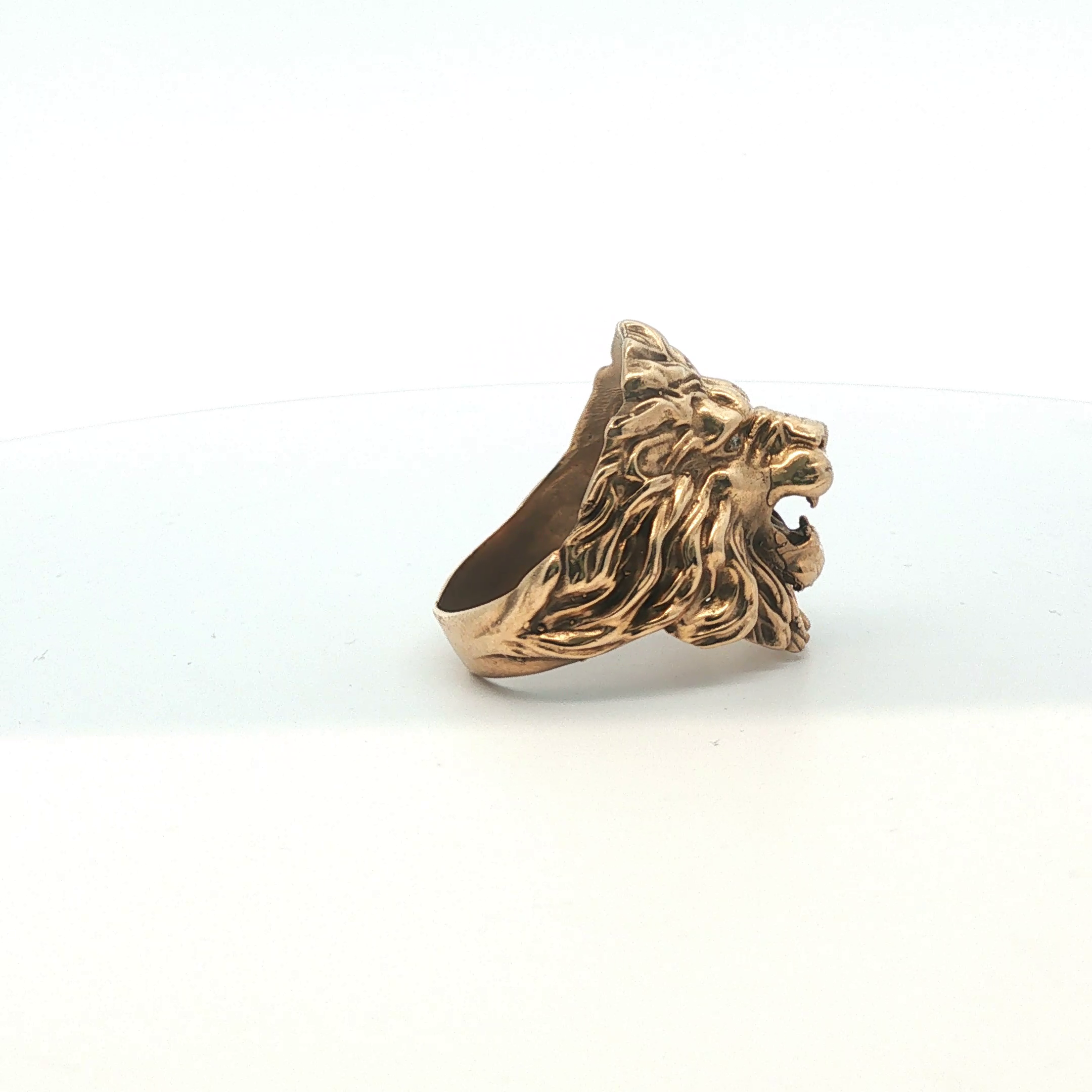Size W -Pre Owned - 9ct - Stone Set Lion Head Ring - ( 14.41g ) - Goldbank Jewellers