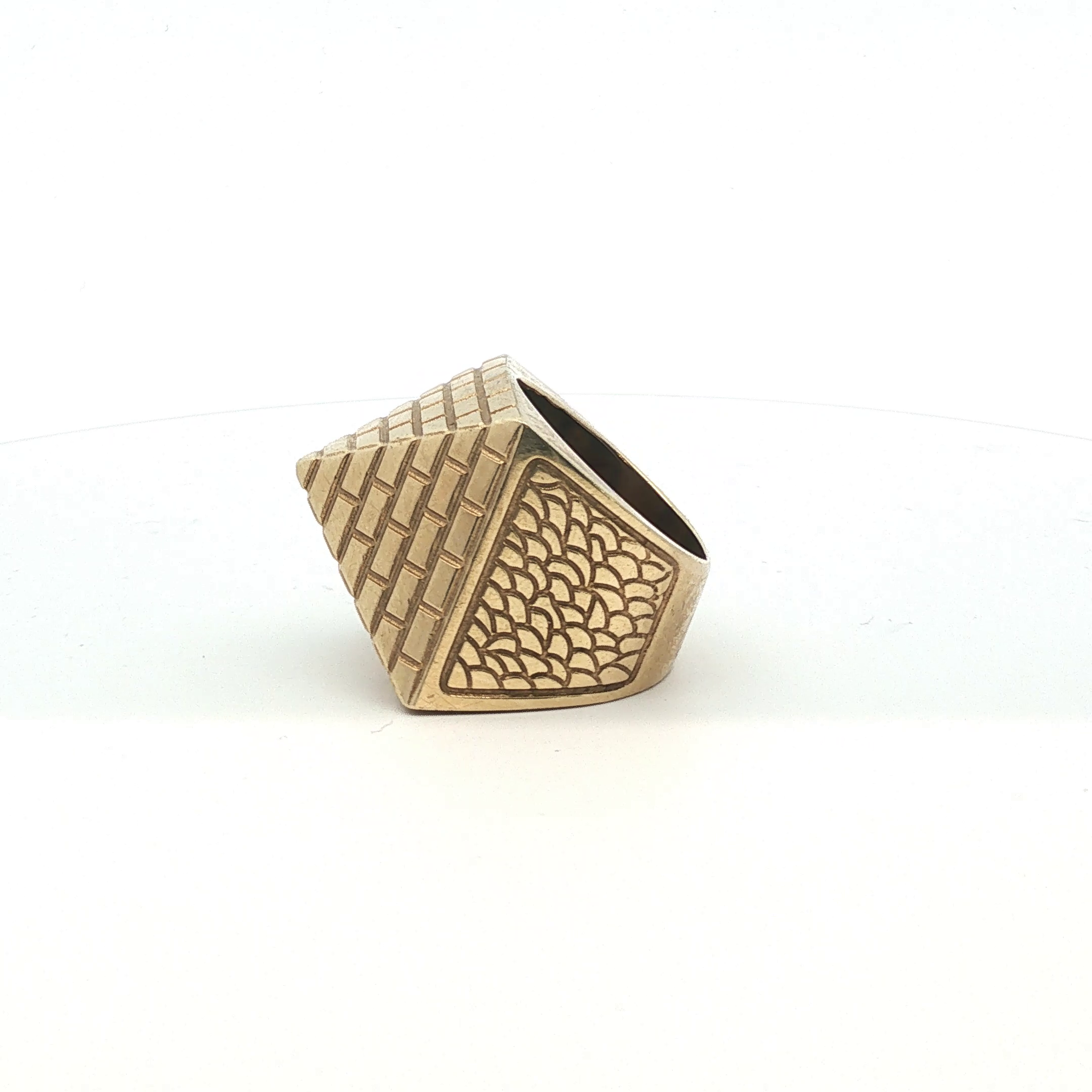 Size T.5 - Pre Owned - 9ct - Pyramid Ring - ( 21.67g ) - Goldbank Jewellers
