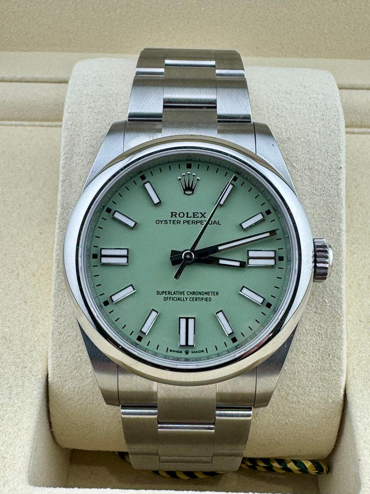 Pre Owned - Rolex OP 41mm pistachio - 134300 - 2026 - Full Set