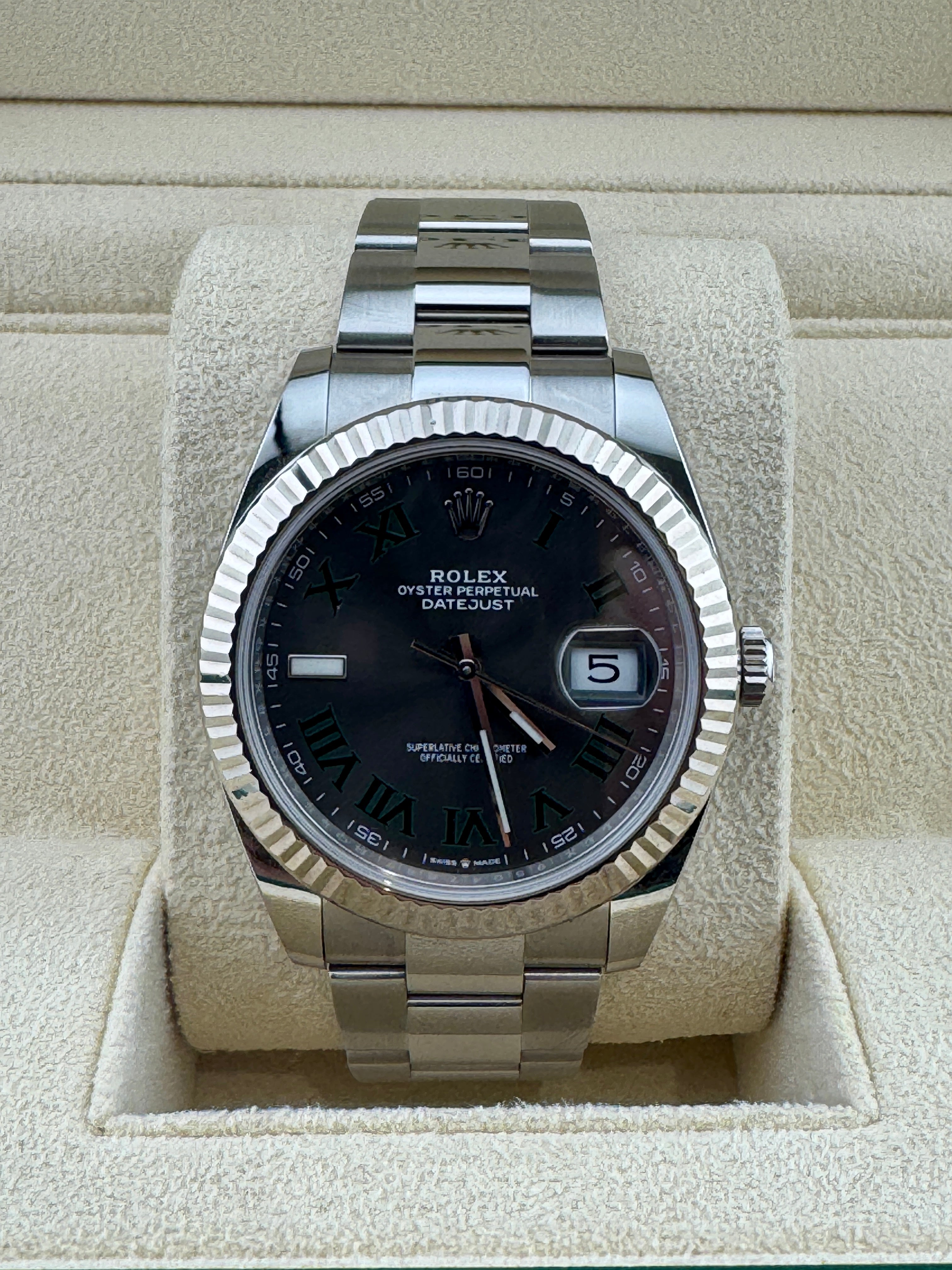 Pre Owned - Rolex Datejust - Wimbledon Dial - 126334 - 41mm - 2019 - Box And Papers - Goldbank Jewellers