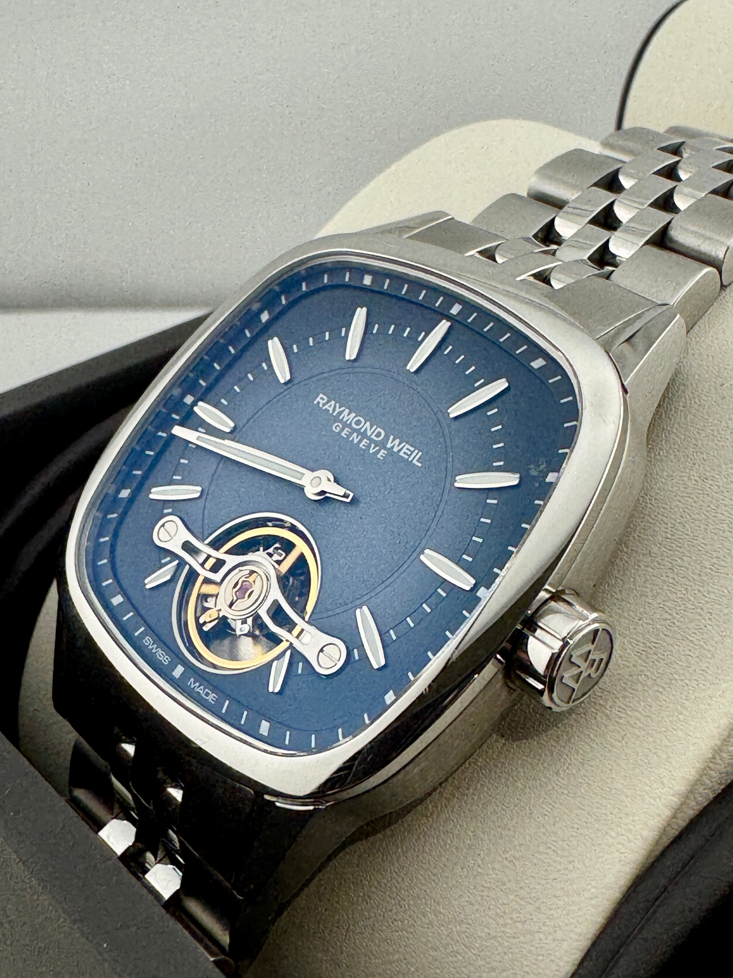 Pre Owned - Raymond Weil Freelancer Open Heart - 27901 - 2024 - Full Set - Goldbank Jewellers