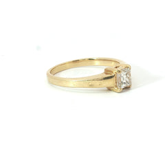 18ct Yellow Gold Princess-Cut Diamond Solitaire Ring – 0.30ct