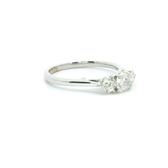 18ct White Gold Diamond Trilogy Ring | Trellis Crossover Setting