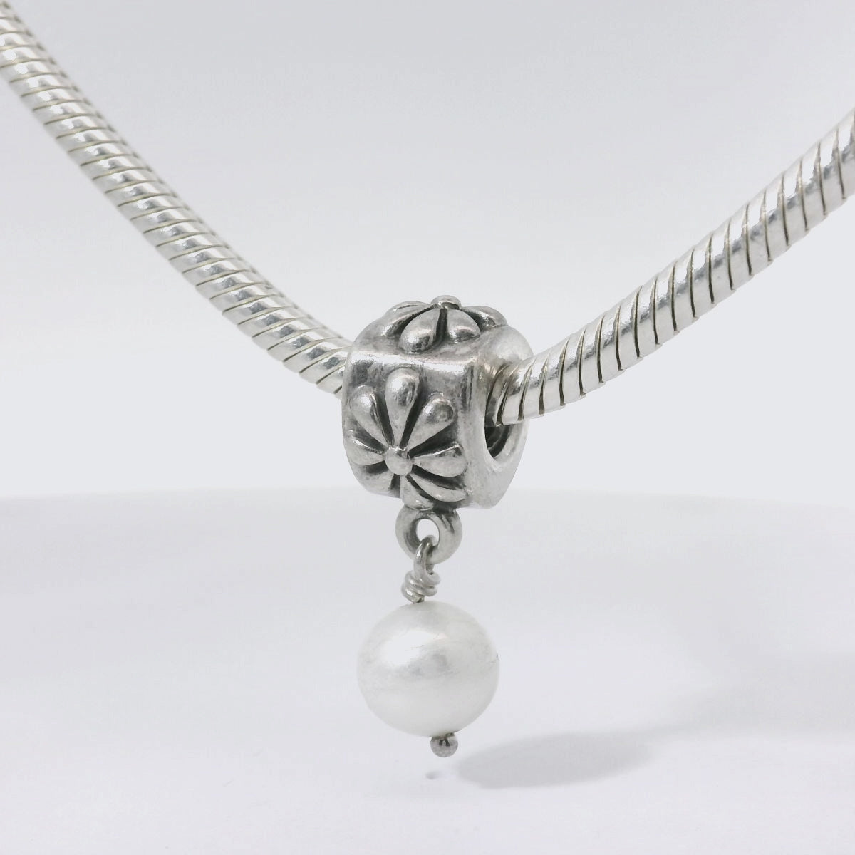 Genuine PANDORA 790535P Posy Flower Pearl Dangle Charm Only