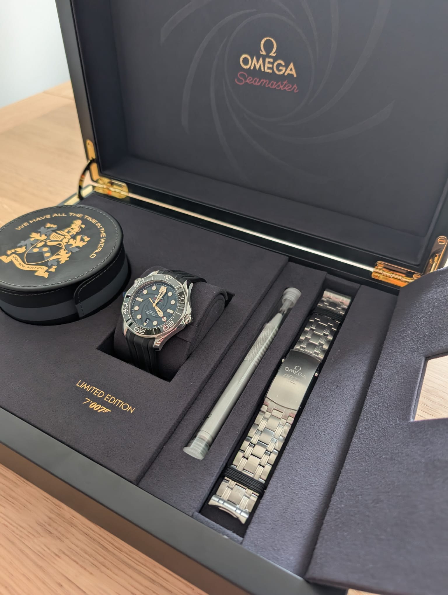 2019 Omega Seamaster 300M James Bond 007 Limited Edition | Ref. 210.22.42.20.01.004 | 42mm | Full Set